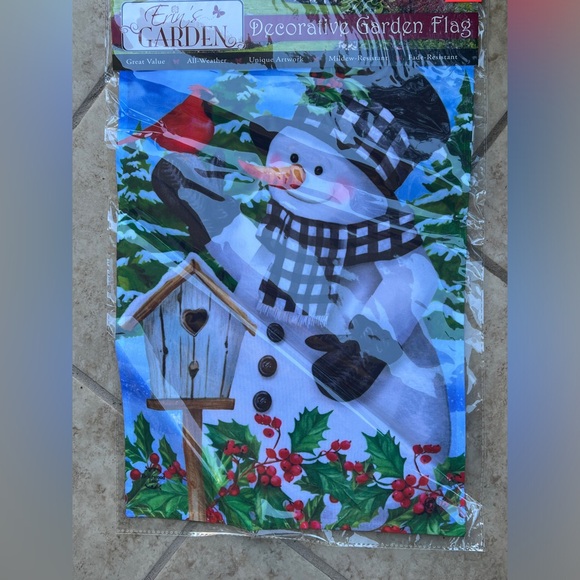 Ella's Garden NWT Snowman Garden Flag - Picture 1 of 1